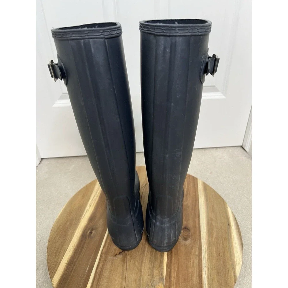 Hunter Boots Tall Navy Size 8 Womens Rain